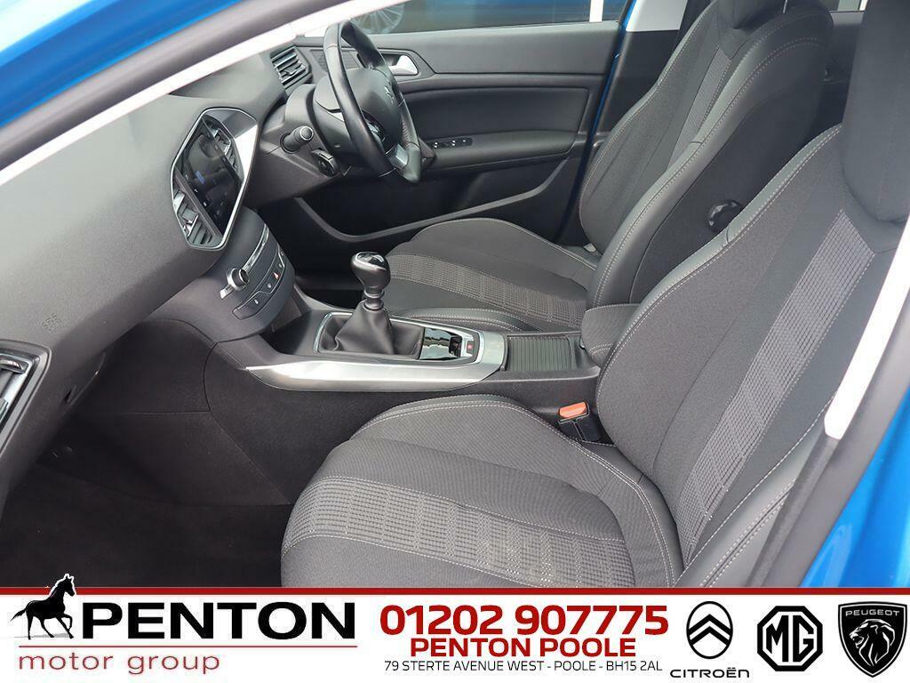 Peugeot 308 Puretech Ss Allure Digital Red #4