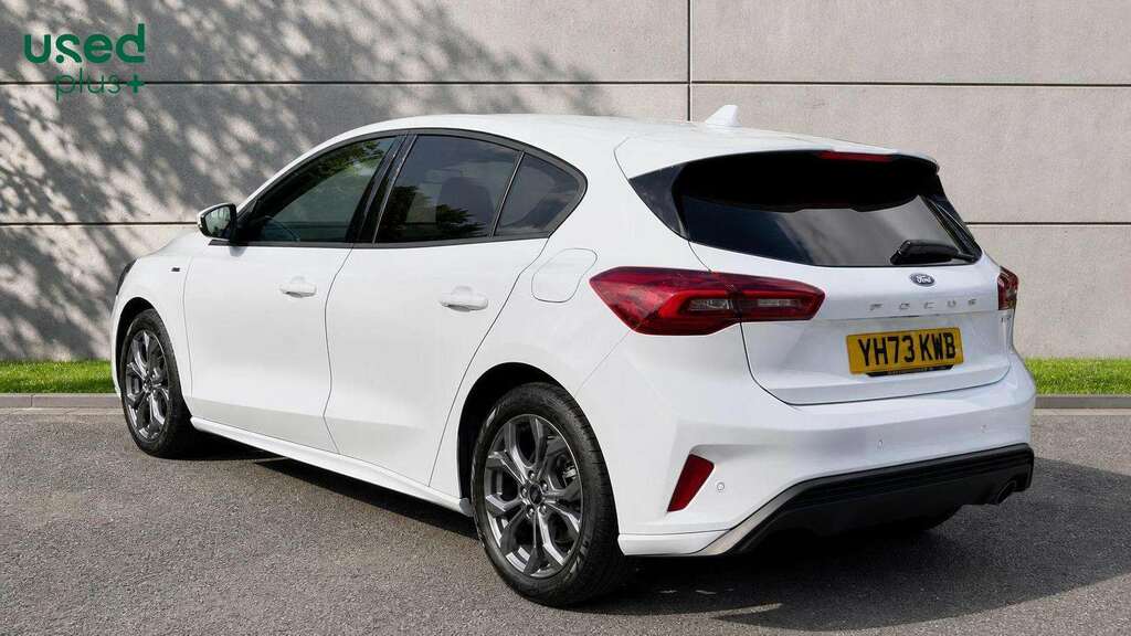 Ford Focus 1.0 Ecoboost Hybrid Mhev St-line YH73KWB White #6