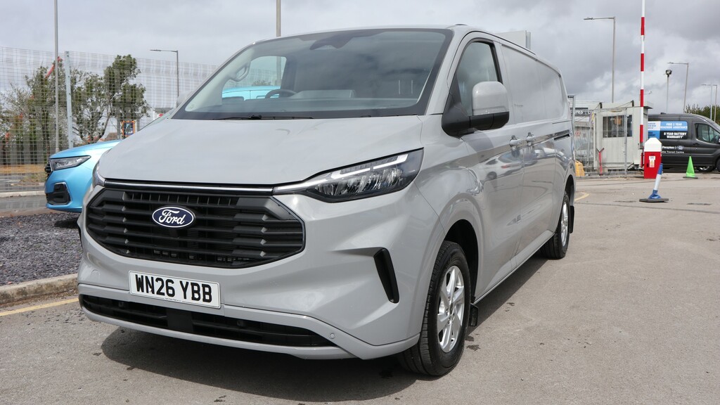 Ford Transit Custom 320 L2 Lwb H1 Limited 136Ps Eu6 6 Speed Panel Van WN26YBB Grey #3