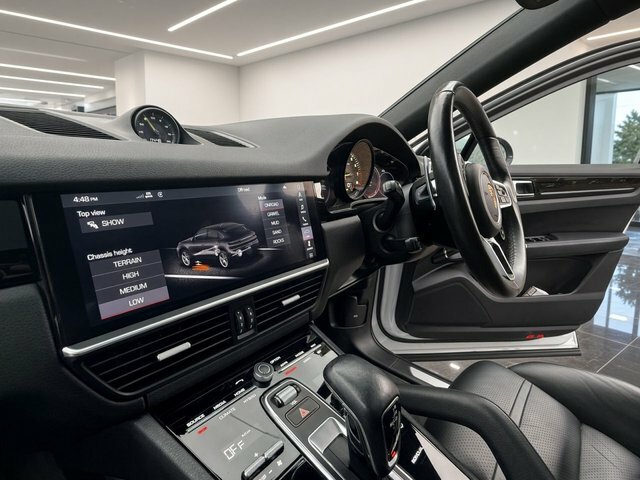 Porsche Cayenne 3.0 V6 E-hybrid 14.1Kwh Coupe Plug-in H White #6