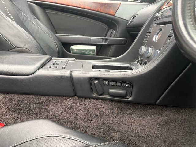Aston Martin DB9 V12 Touchtronic Blue #48
