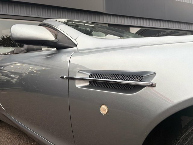 Aston Martin DB9 V12 Touchtronic Blue #16