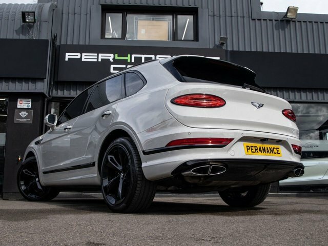 Bentley Bentayga 4.0 V8 Mulliner Driving Spec Tour Spec Black #17