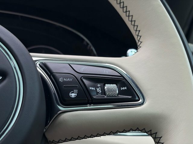 Bentley Bentayga 4.0 V8 Mulliner Driving Spec Tour Spec Black #40