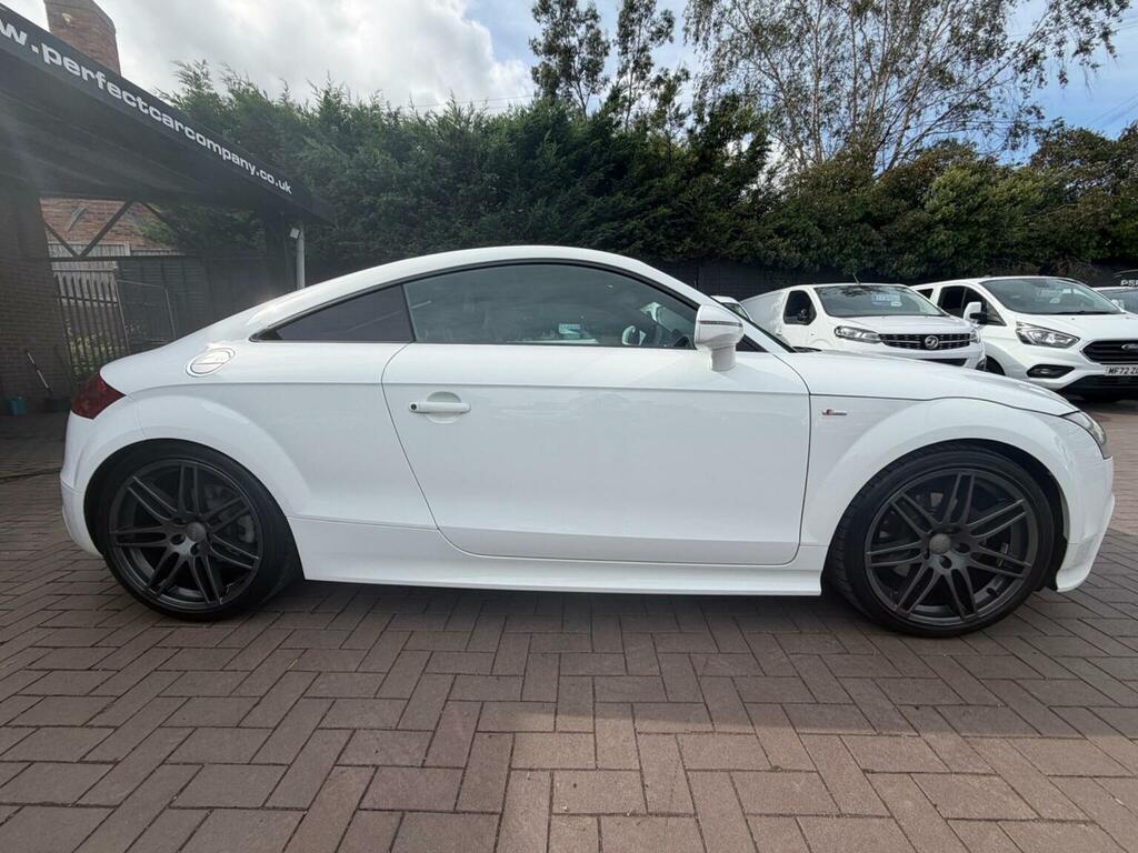 Audi TT 2.0 Tdi Black Edition Quattro Euro 5 2012 White #2