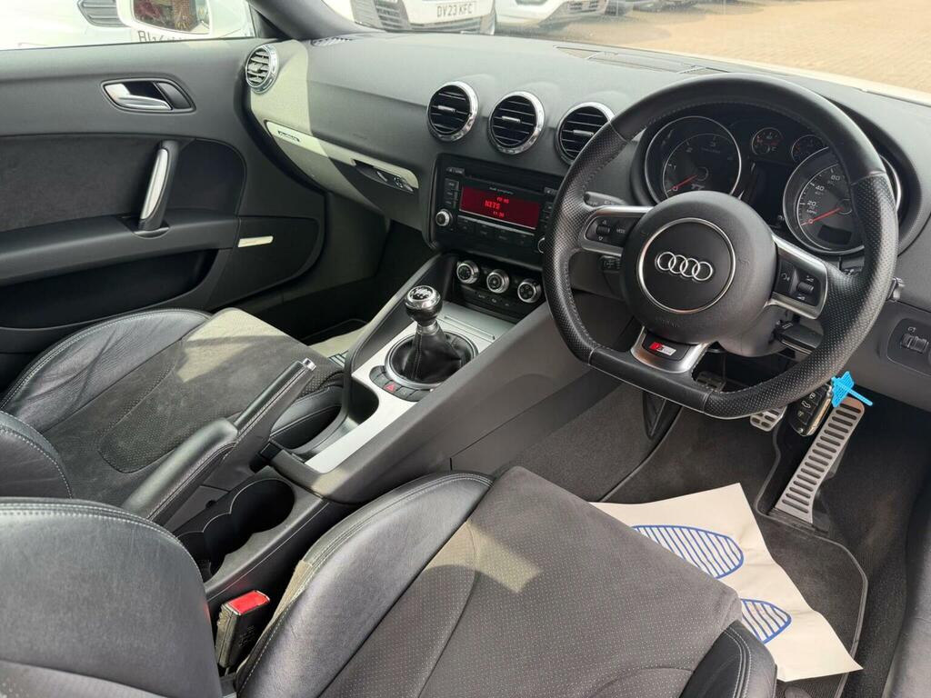 Audi TT 2.0 Tdi Black Edition Quattro Euro 5 2012 White #6