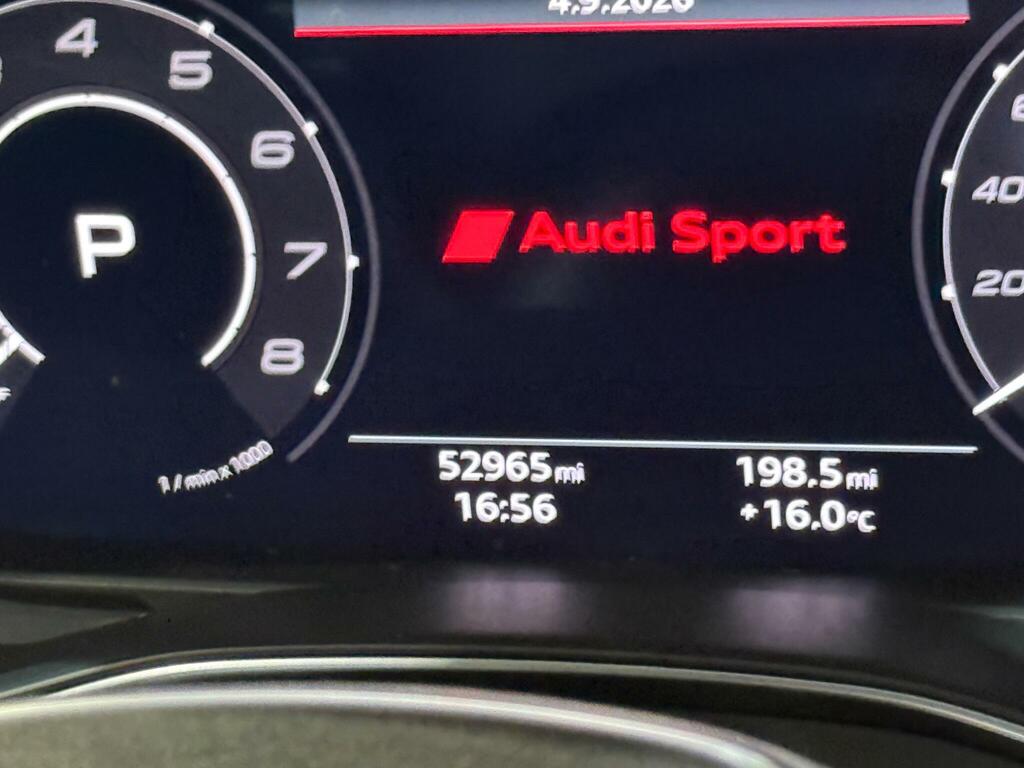 Audi RS6 Avant 4L Carbon Black Grey #13