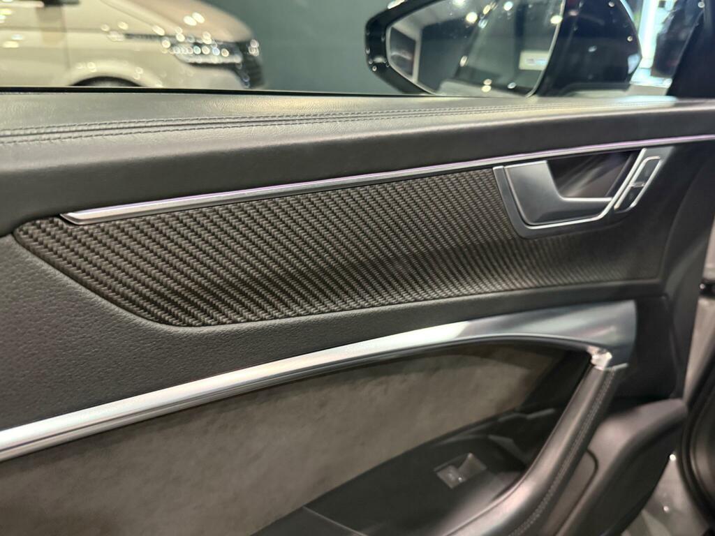 Audi RS6 Avant 4L Carbon Black Grey #19