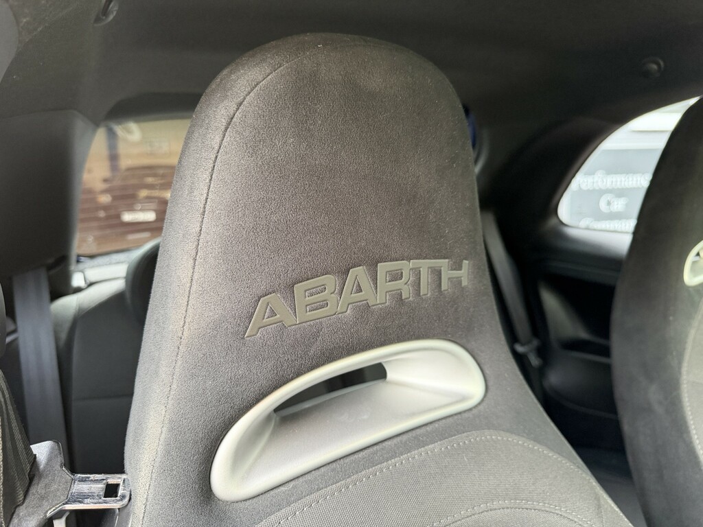 Abarth 595 1.4 T-jet 160 Trofeo White #18