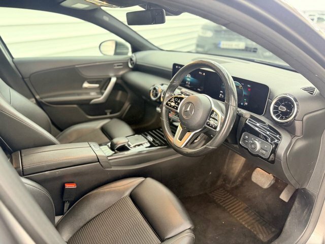 Mercedes-Benz A Class 2018 1.5 A180d Sport Executive Hatchback Die Grey #3