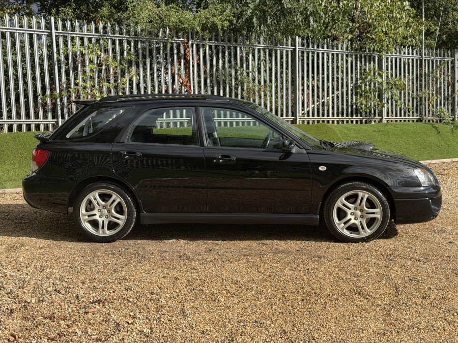 Subaru Impreza 2.0 Wrx Black #4