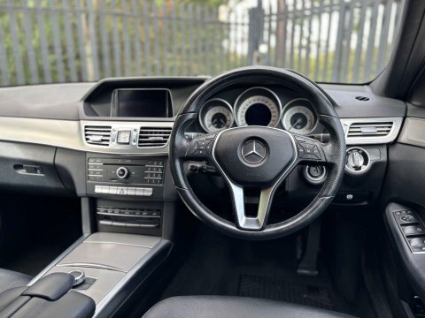 Mercedes-Benz E Class Mercedes-benz E-class 2.1 E220 Amg Night Edition P Black #18