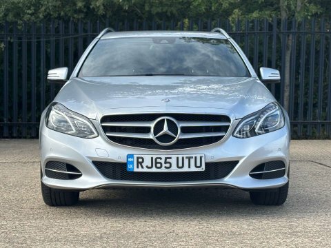 Mercedes-Benz E Class Mercedes-benz E-class 2.1 E220 Amg Night Edition P Black #14