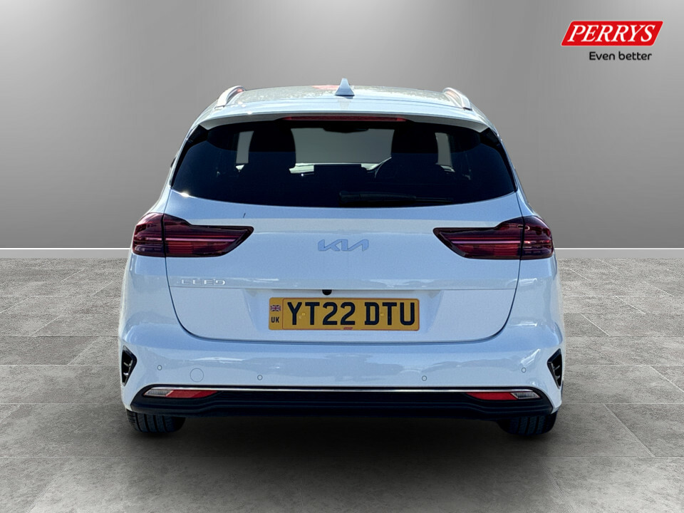 Kia Ceed 1.5T Gdi Isg 3 YT22DTU White #6