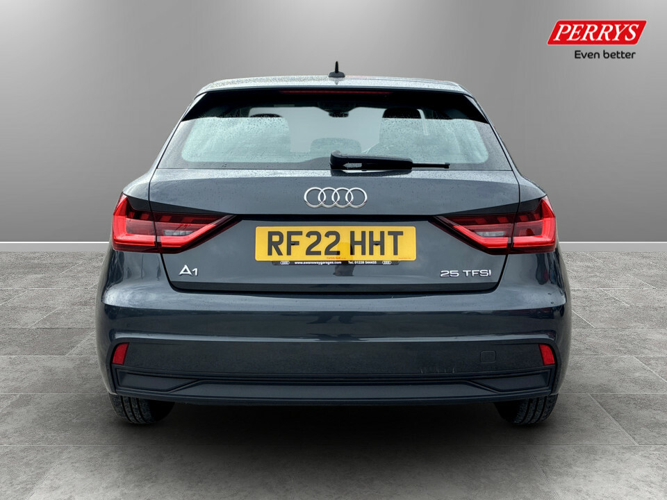 Audi A1 25 Tfsi Technik RF22HHT Grey #6