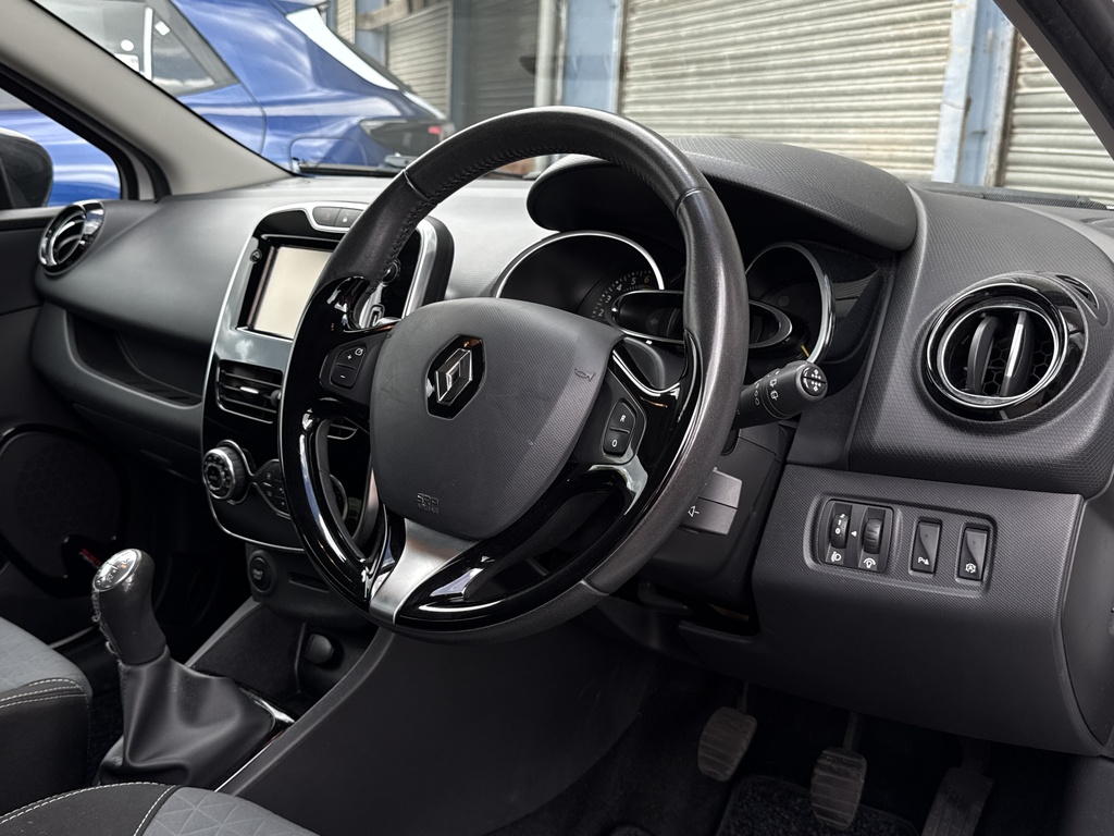 Renault Clio 0.9 Dynamique S Nav Tce 89 Bhp White #25