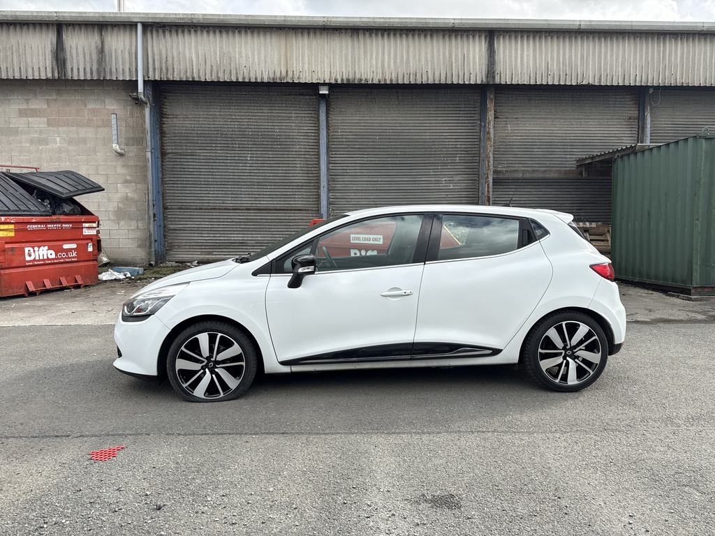 Renault Clio 0.9 Tce 90 Dynamique S Medianav Energy White #4