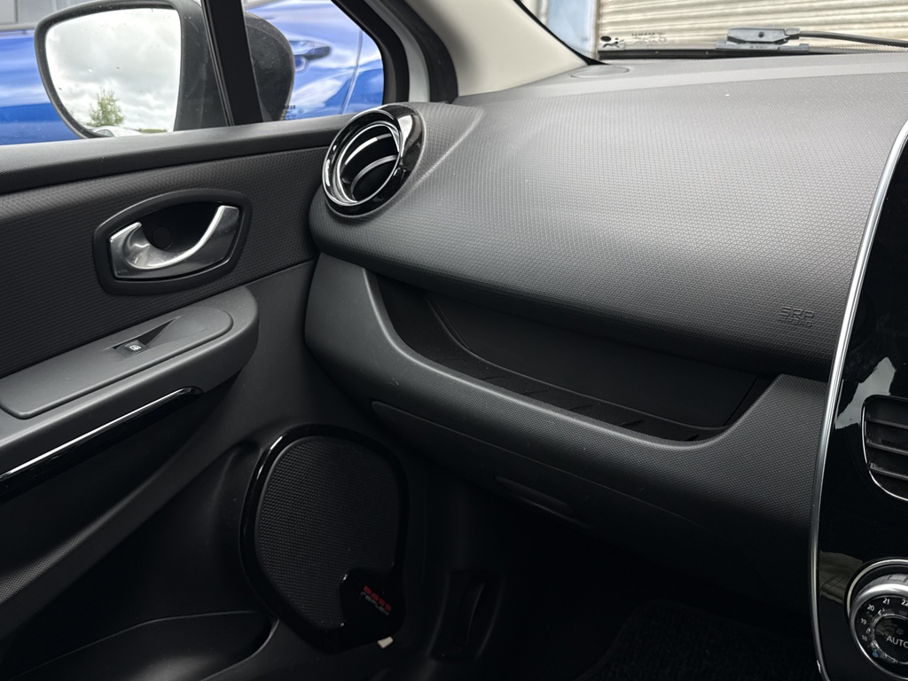 Renault Clio 0.9 Dynamique S Nav Tce 89 Bhp White #34