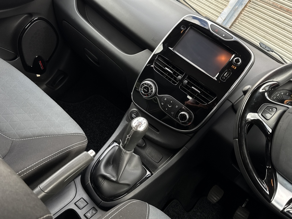 Renault Clio 0.9 Dynamique S Nav Tce 89 Bhp White #43