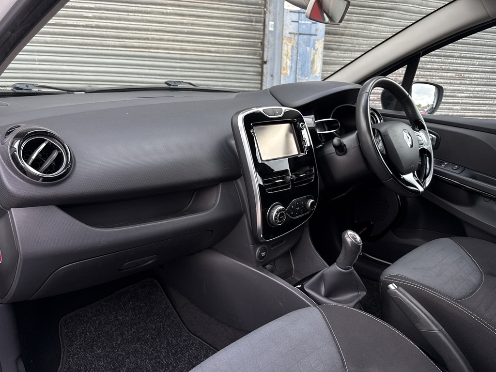 Renault Clio 0.9 Dynamique S Nav Tce 89 Bhp White #17