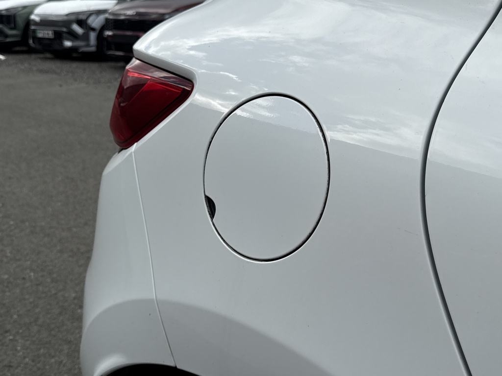 Renault Clio 0.9 Dynamique S Nav Tce 89 Bhp White #48