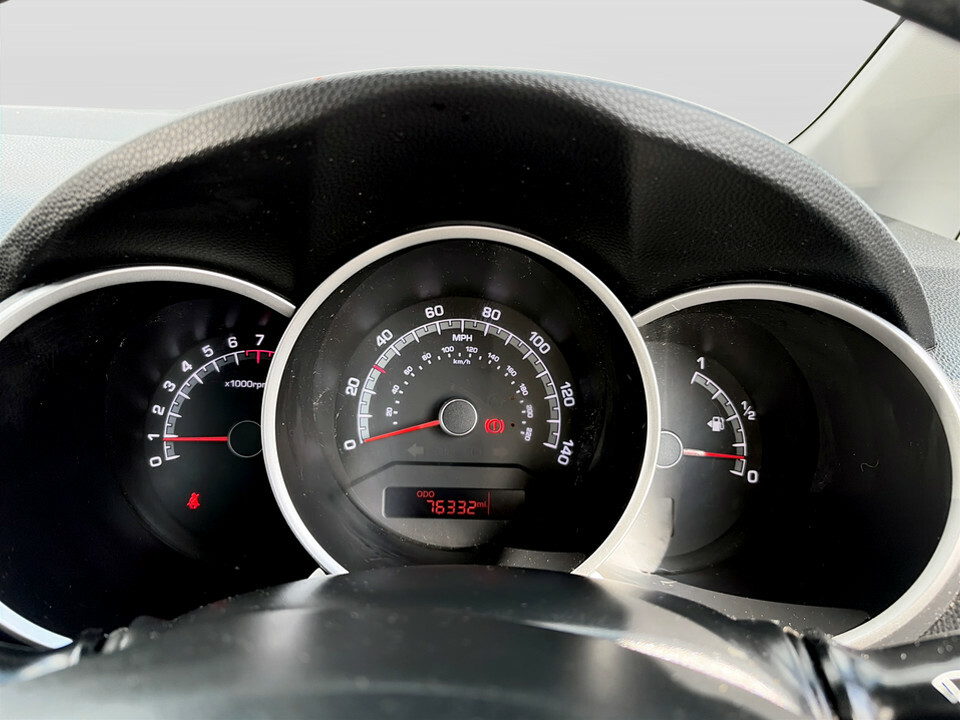 Kia Venga 1.6 3 Silver #22