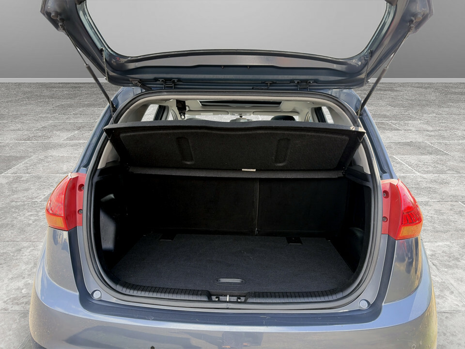 Kia Venga 1.6 3 Silver #12