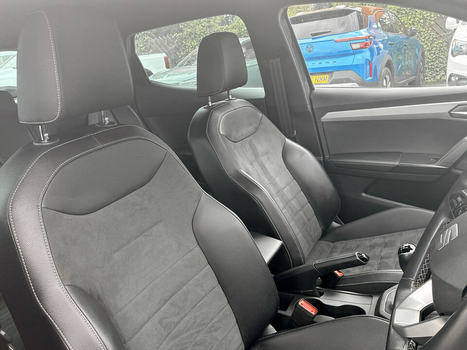 Seat Ibiza Fr Black #24