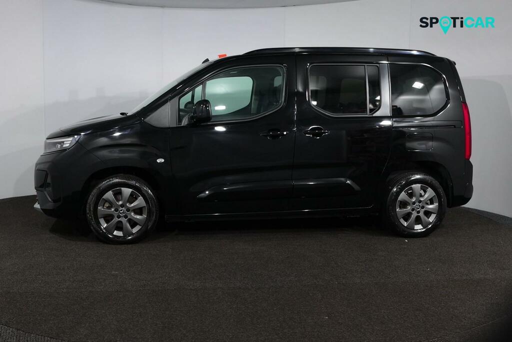 Vauxhall Combo-e Life 100Kw Ultimate 52Kwh Black #4