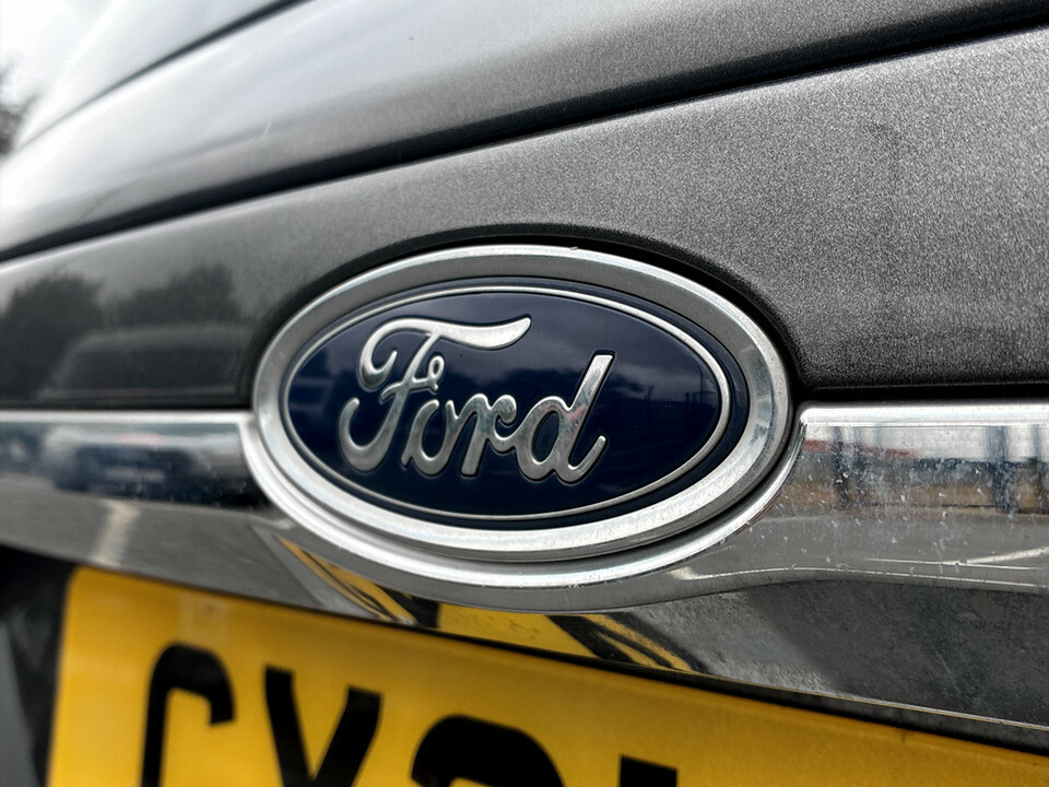 Ford Mondeo Estate Silver #28
