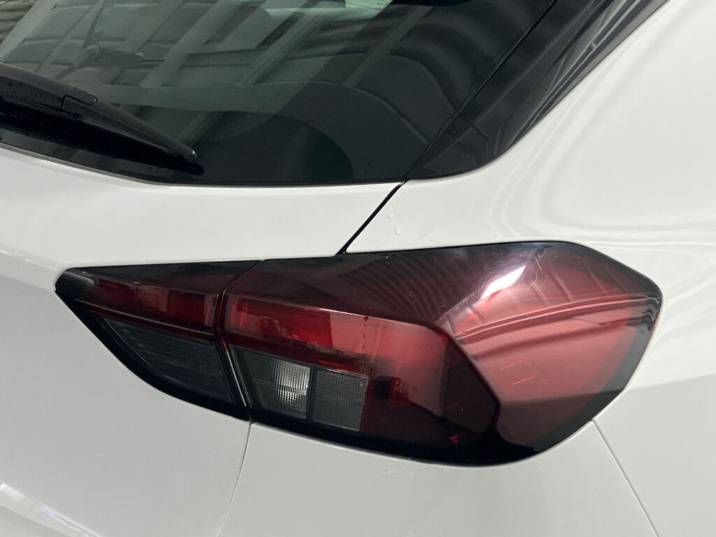 Vauxhall Corsa 1.2 Elite Hatchback Red #38