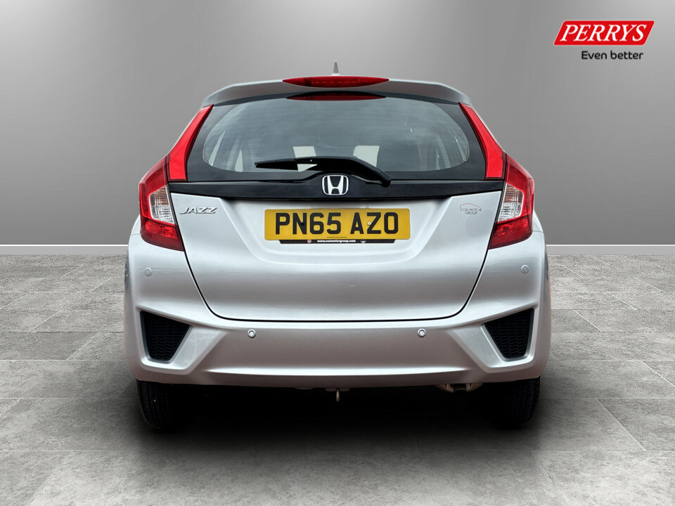 Honda Jazz 1.3 Se Cvt Silver #6