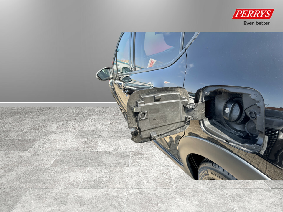 Citroen C3 1.2 Puretech Shine Plus Suv  #36