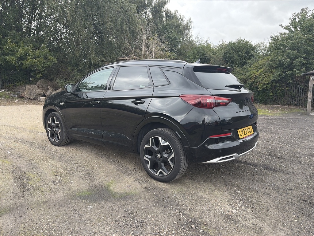 Vauxhall Grandland 1.2 Turbo Ultimate Black #5