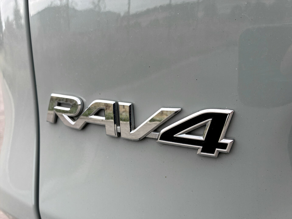 Toyota Rav 4 Rav4 Design Hev Cvt Grey #30