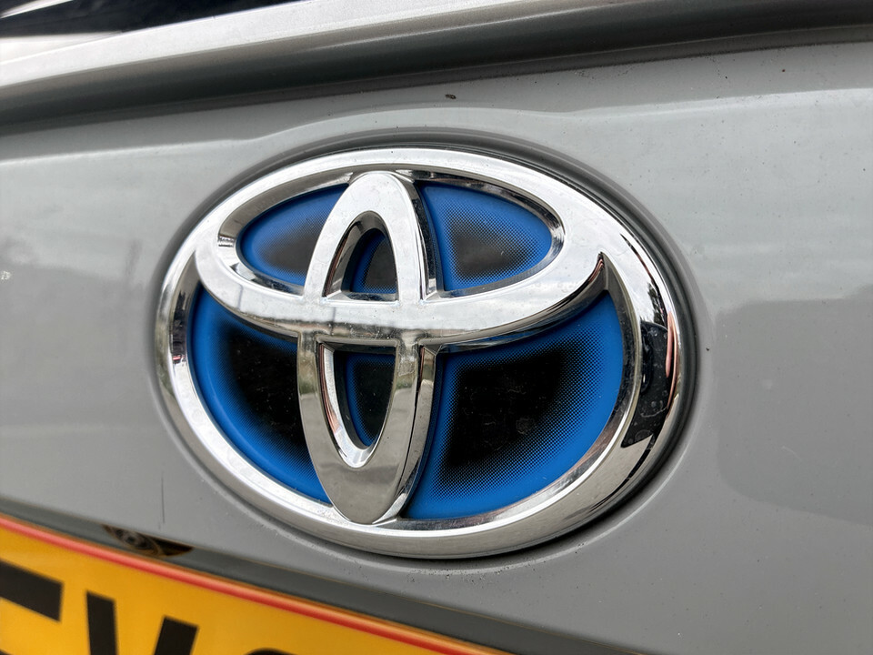 Toyota Rav 4 Rav4 Design Hev Cvt Grey #29