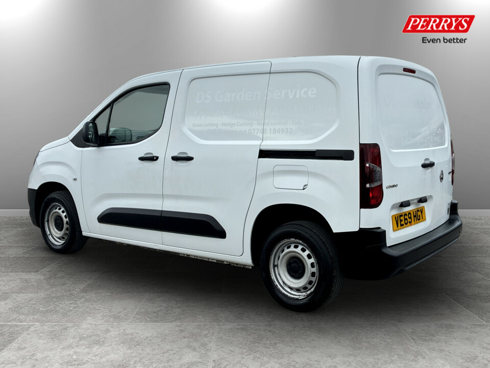 Vauxhall Combo 2000 1.5 Turbo D 100Ps H1 Edition Van White #5