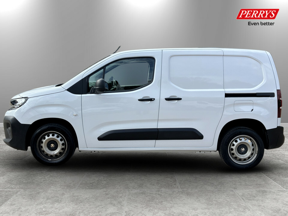 Vauxhall Combo 1.5 Turbo D 100Ps Prime Plus H1 Van DS25HWZ White #4