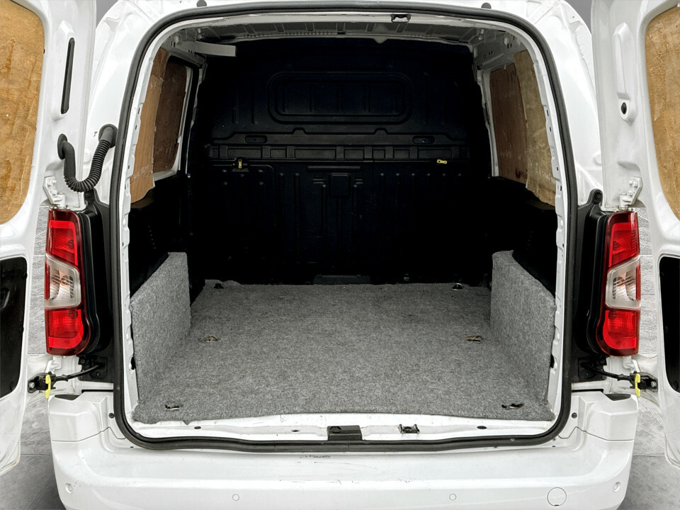 Vauxhall Combo 1.5 Se 7 Seater Pack Ss 101 Bhp Blue #12