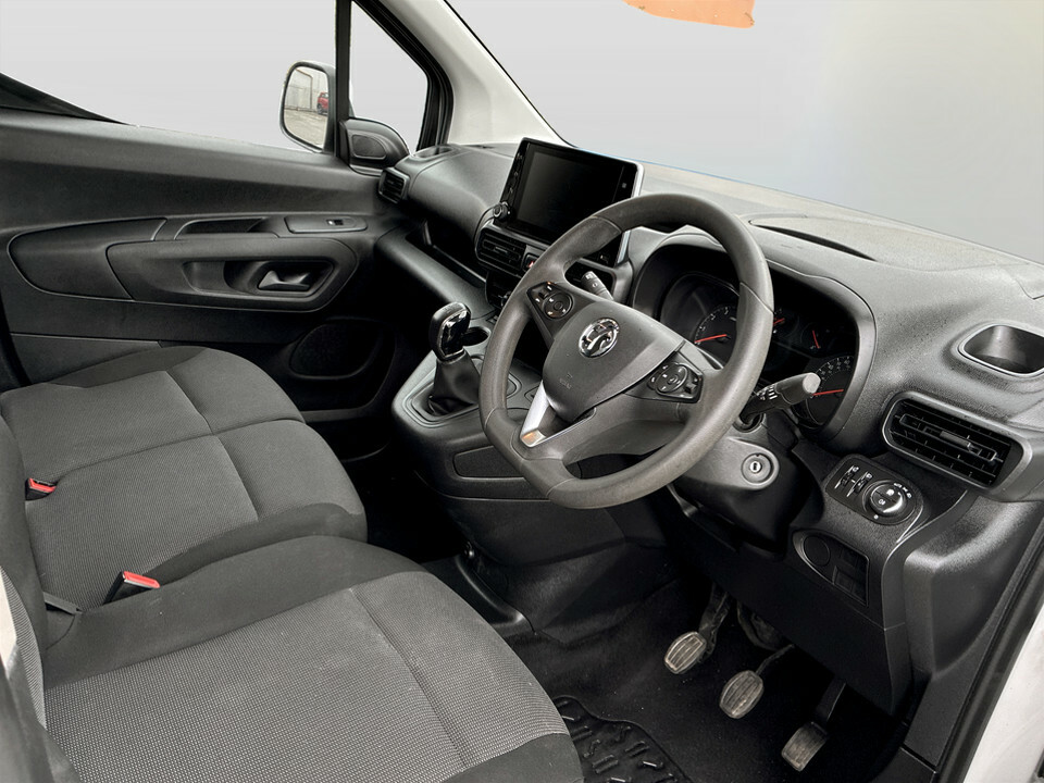 Vauxhall Combo 1.5 Se 7 Seater Pack Ss 101 Bhp Blue #13