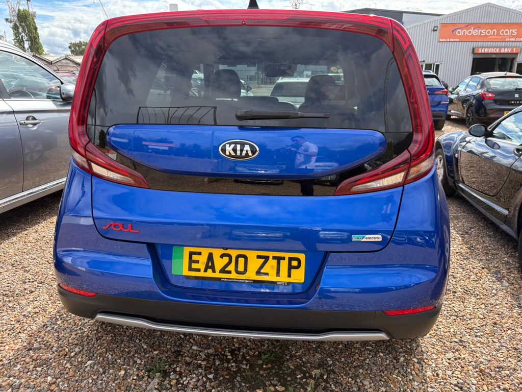 Kia Soul 64Kwh First Edition #6