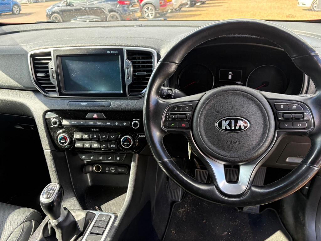 Kia Sportage 1.7 Crdi Isg 3 White #12