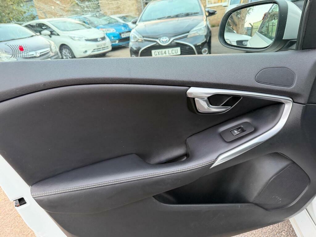 Volvo V40 V40 R-design Nav D4 Grey #46