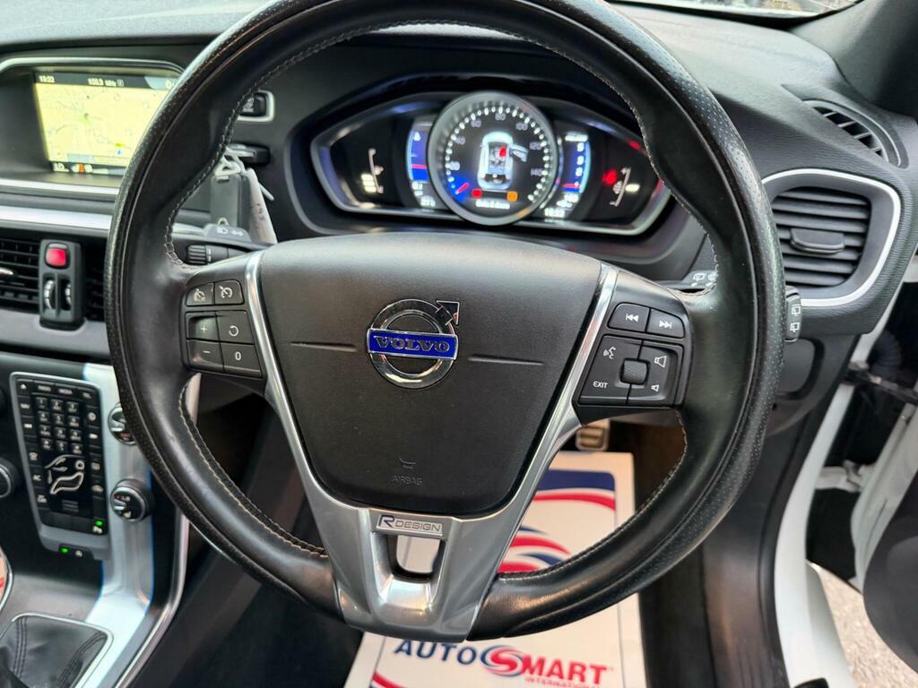 Volvo V40 V40 R-design Nav D4 Grey #60