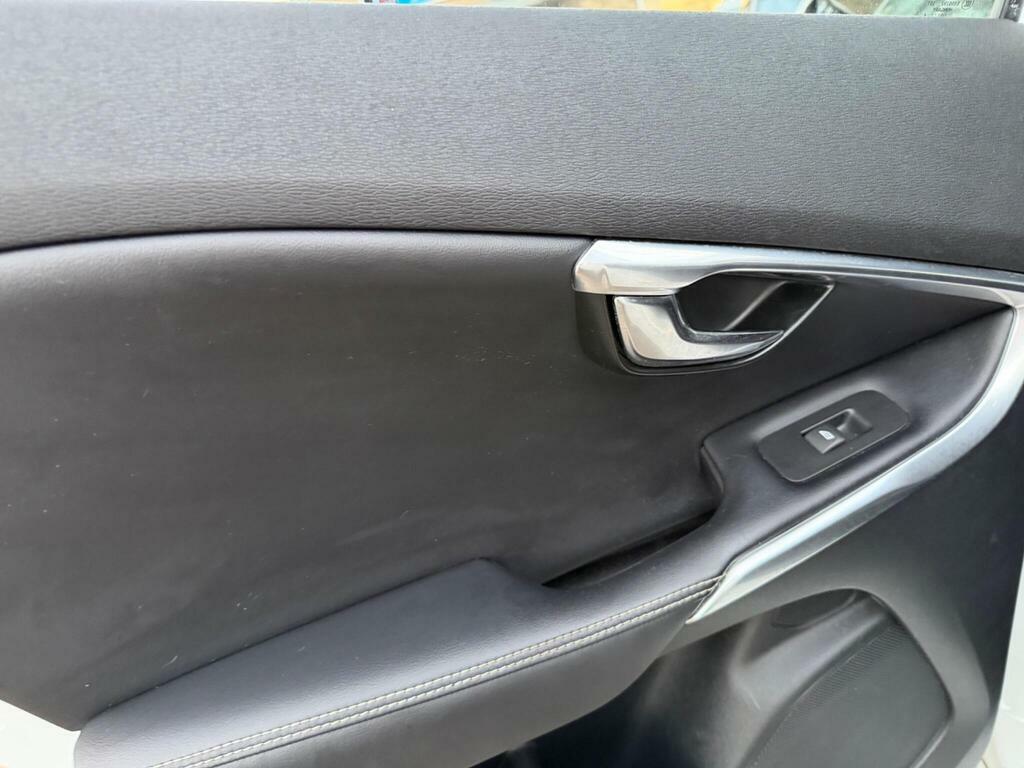 Volvo V40 V40 R-design Nav D4 Grey #45