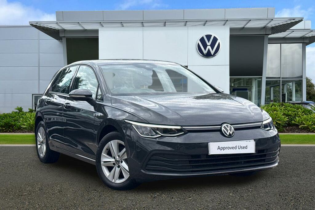 Volkswagen Golf 1.5 Tsi Life BT24VLY