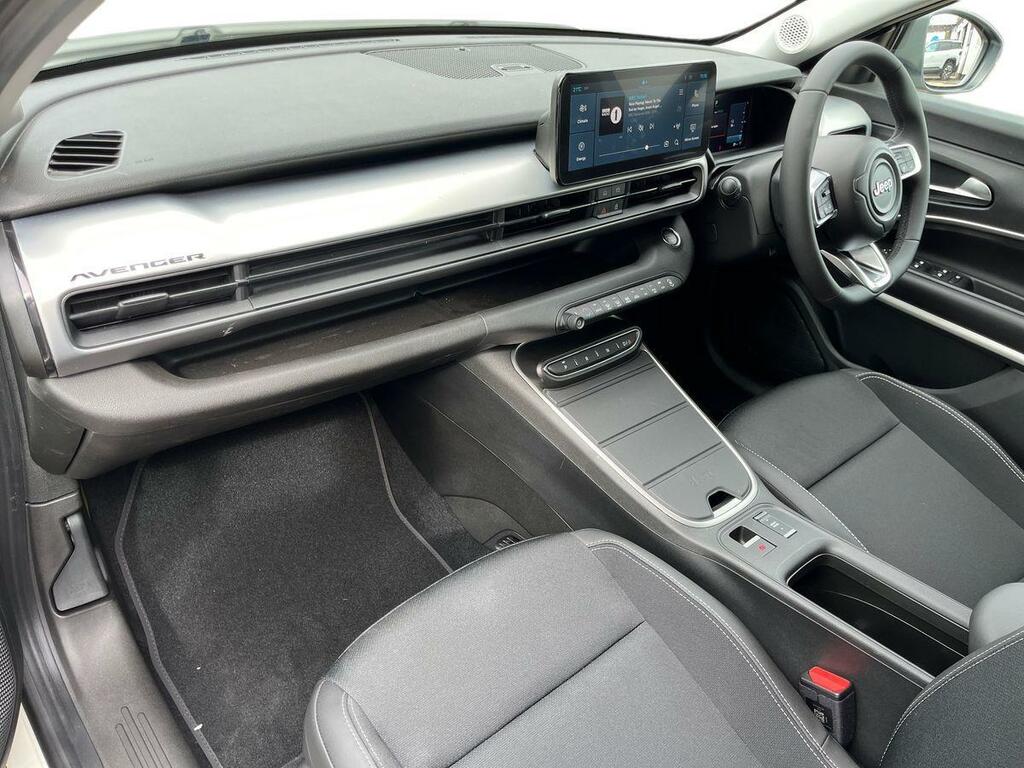 Jeep Avenger 54Kwh E-summit Black #2