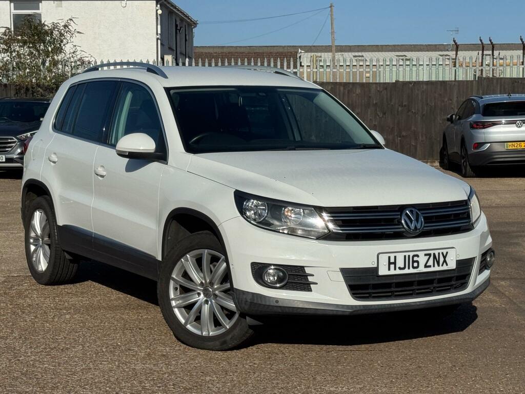 Volkswagen Tiguan 2.0 Tdi Bluemotion Tech Match Edition 4Wd Euro 6 White