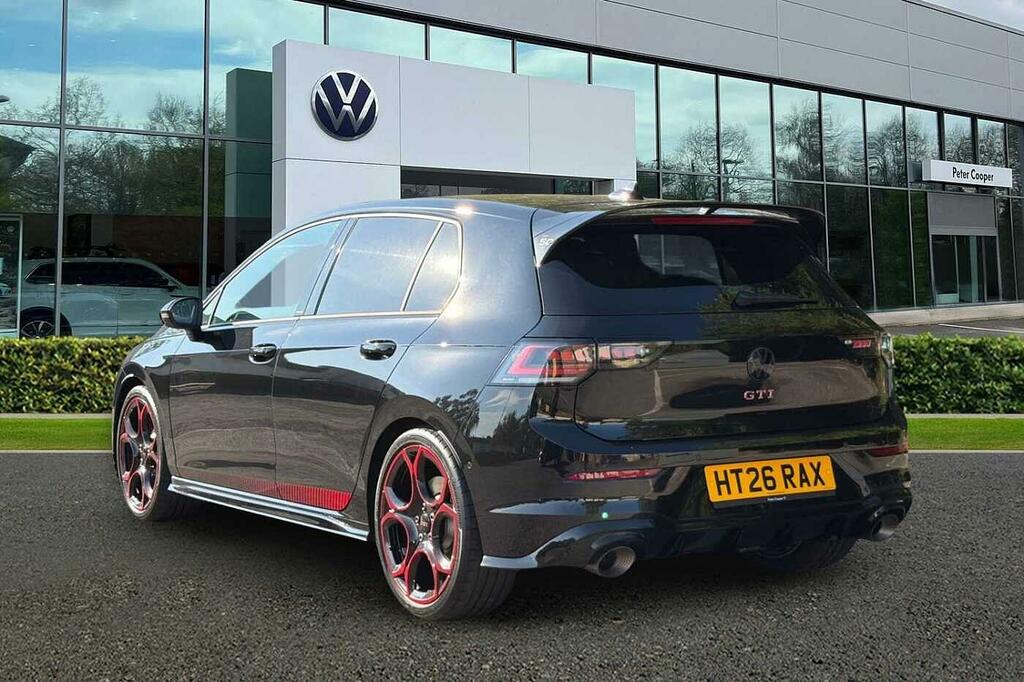 Volkswagen Golf 2L Gti Red #3