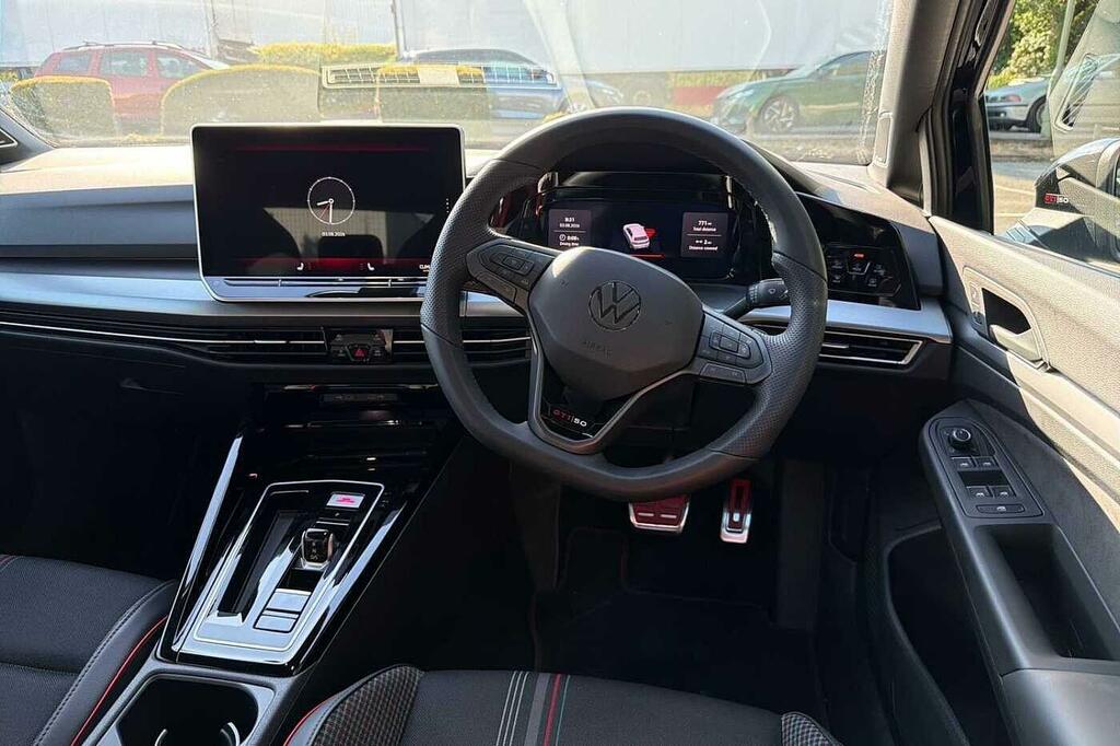 Volkswagen Golf 2L Gti Red #13